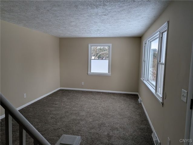 3826 Sentinel Heights Road, Onondaga, NY 13084