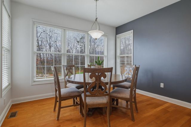 257 HUNTER RD, Maurertown, VA 22644