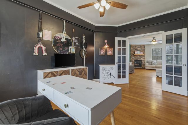257 HUNTER RD, Maurertown, VA 22644