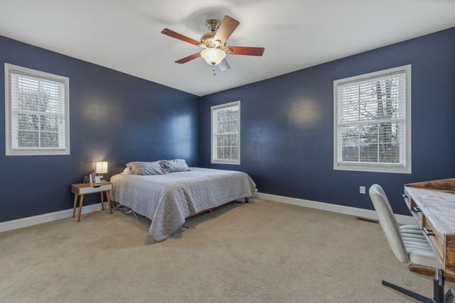 257 HUNTER RD, Maurertown, VA 22644