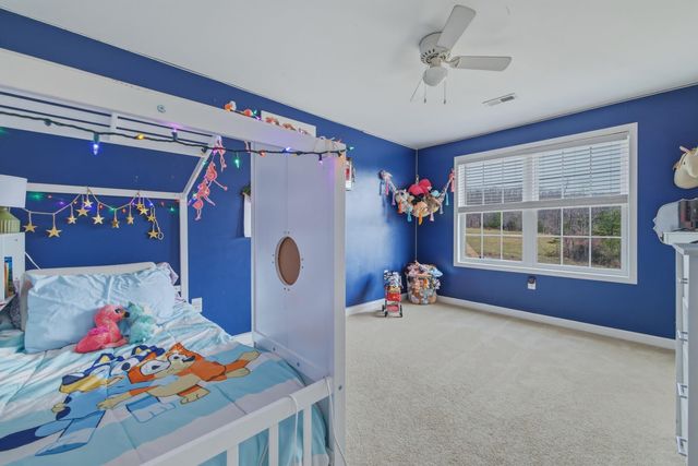 257 HUNTER RD, Maurertown, VA 22644