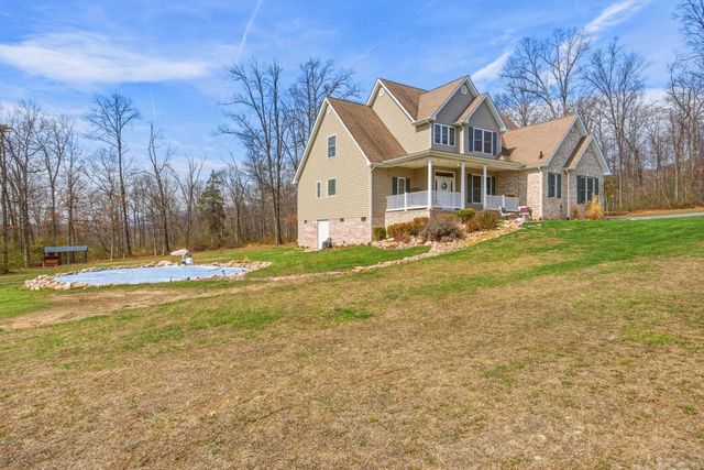 257 HUNTER RD, Maurertown, VA 22644