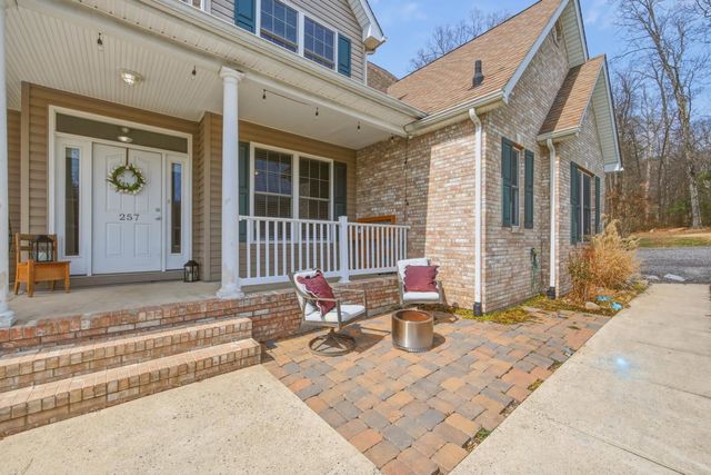 257 HUNTER RD, Maurertown, VA 22644