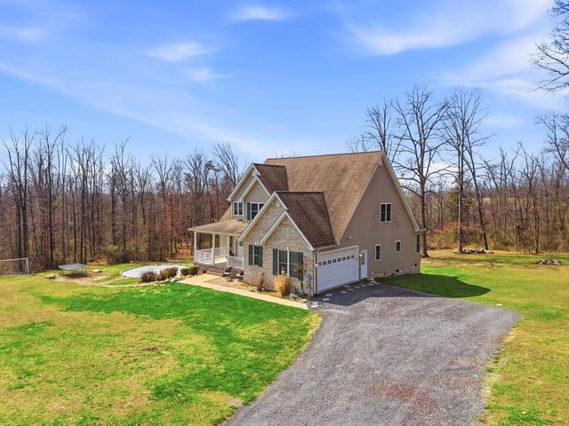 257 HUNTER RD, Maurertown, VA 22644