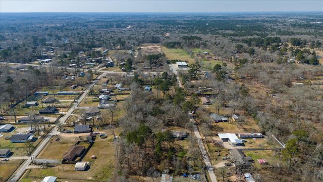 170 County Road 328 N, Cleveland, TX 77327