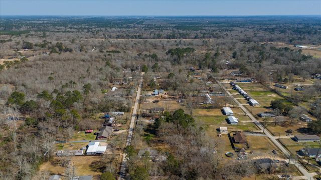 170 County Road 328 N, Cleveland, TX 77327