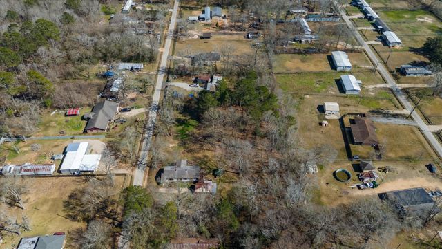 170 County Road 328 N, Cleveland, TX 77327