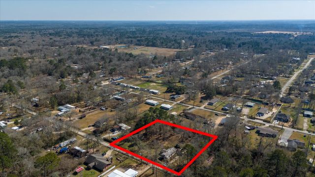 170 County Road 328 N, Cleveland, TX 77327