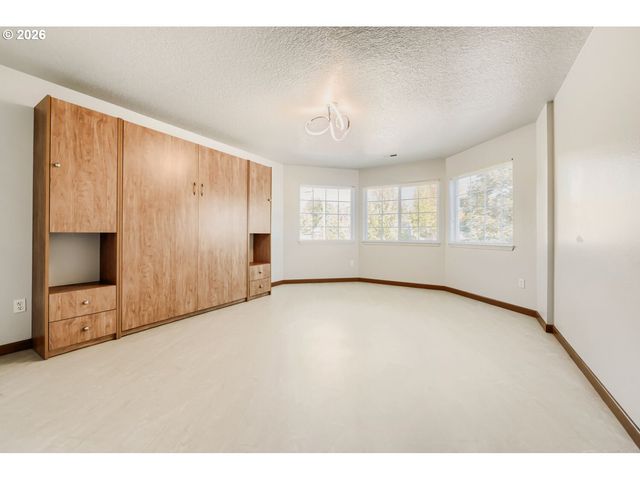 5235 Nw 168TH Pl, Portland, OR 97229