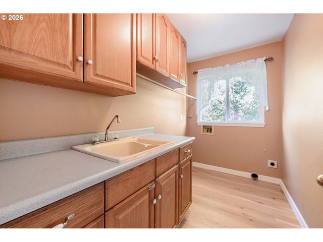 5235 Nw 168TH Pl, Portland, OR 97229