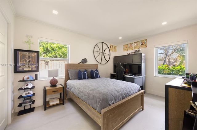 17520 SW 89th Ave, Palmetto Bay, FL 33157