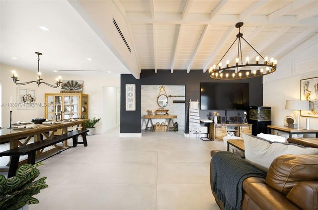 17520 SW 89th Ave, Palmetto Bay, FL 33157