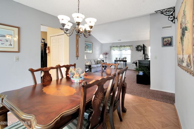 8 Morning Glory Lane, Whiting, NJ 08759