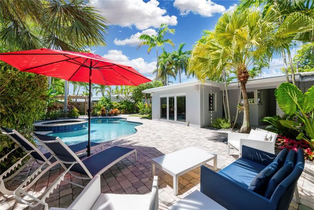 2840 NE 17th Ave, Wilton Manors, FL 33334