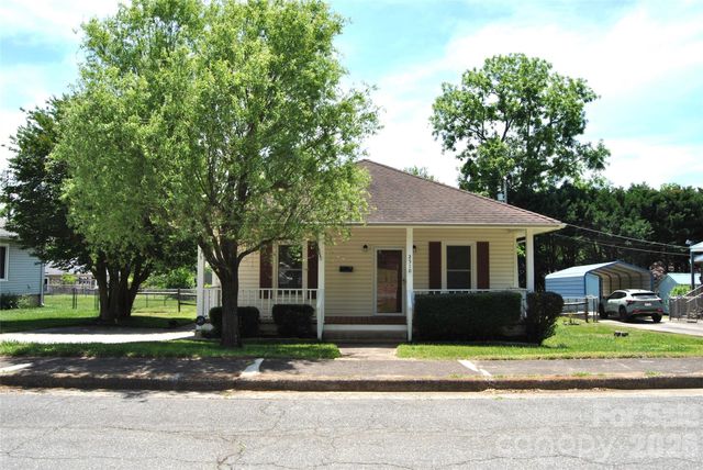 2510 Boundary Street, Belmont, NC 28012