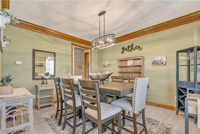 6880 Birchbark Avenue NE, Canton, OH 44721