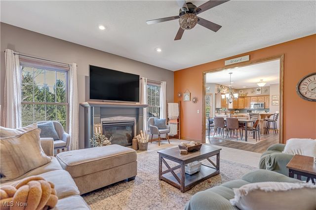 6880 Birchbark Avenue NE, Canton, OH 44721