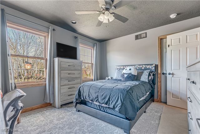 6880 Birchbark Avenue NE, Canton, OH 44721