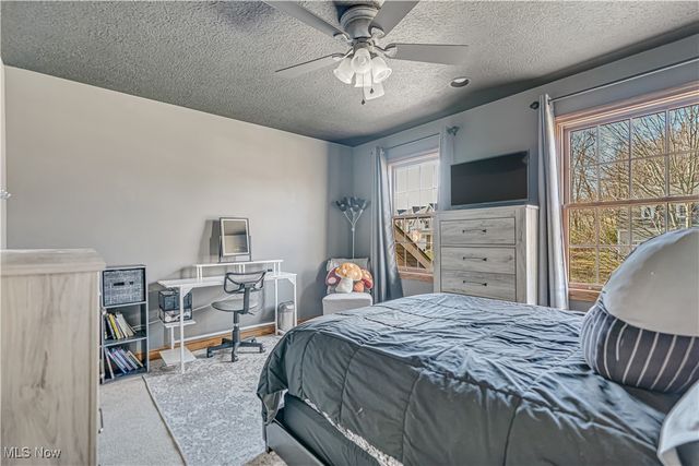 6880 Birchbark Avenue NE, Canton, OH 44721