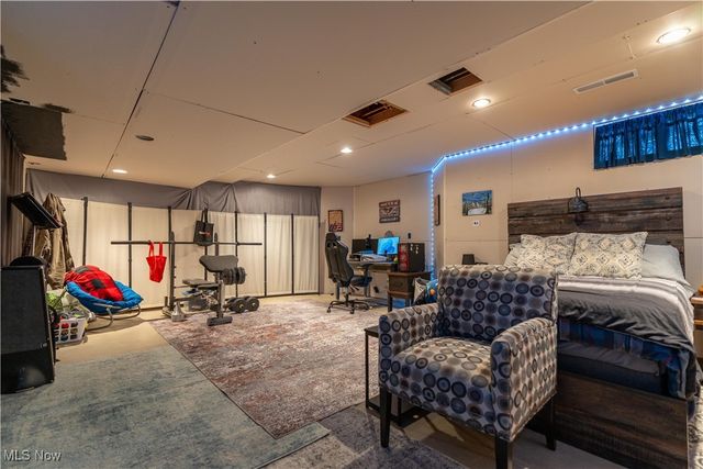 6880 Birchbark Avenue NE, Canton, OH 44721