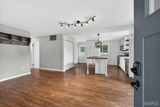 9954 Clearwater Drive, Unincorporated, MO 63123