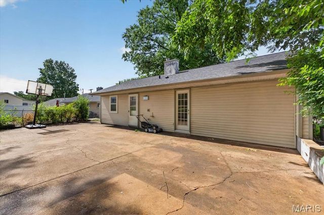 9954 Clearwater Drive, Unincorporated, MO 63123