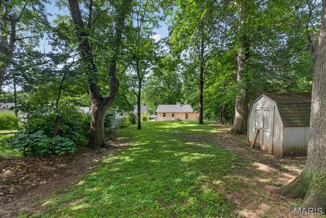 9954 Clearwater Drive, Unincorporated, MO 63123