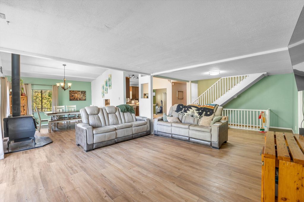 Image 27 of property listing at 750 San Diego Loop, Jemez Springs, NM 87025