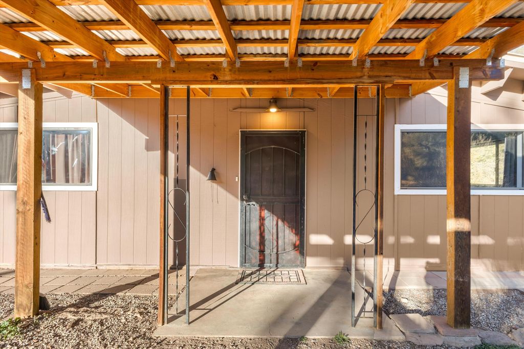 Image 9 of property listing at 750 San Diego Loop, Jemez Springs, NM 87025