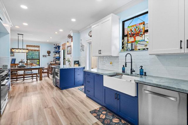 19 E Ocean Avenue, Ocean Ridge, FL 33435