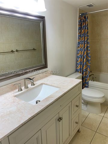 3702 NE 171st St 6, North Miami Beach, FL 33160