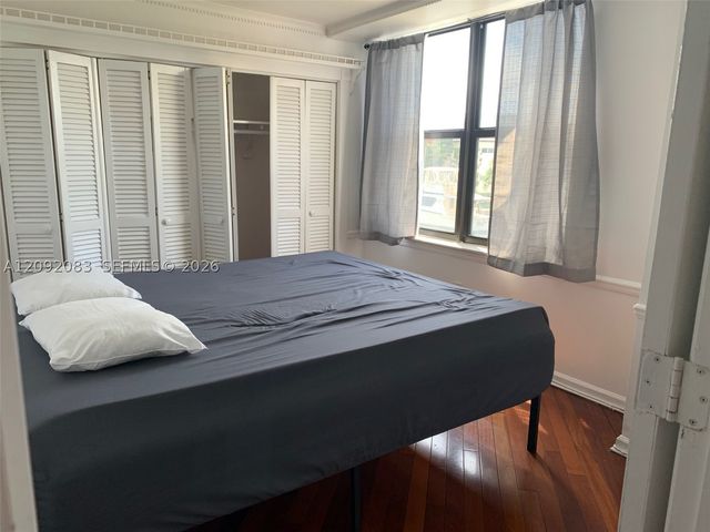 3702 NE 171st St 6, North Miami Beach, FL 33160