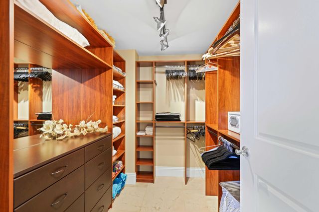 2700 N Ocean Drive 905b, Singer Island, FL 33404