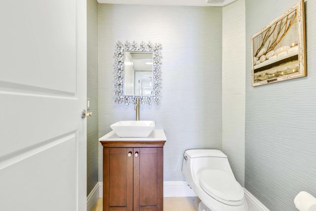 2700 N Ocean Drive 905b, Singer Island, FL 33404