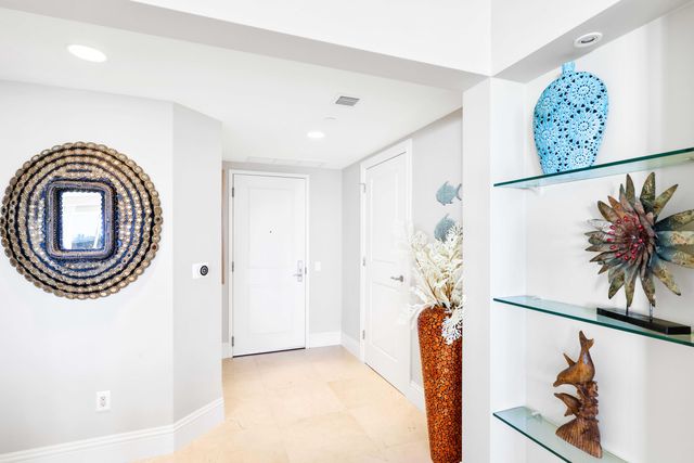 2700 N Ocean Drive 905b, Singer Island, FL 33404