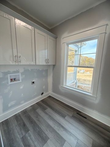 6421 Lynchburg Rd, Winchester, TN 37398