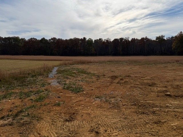 6421 Lynchburg Rd, Winchester, TN 37398