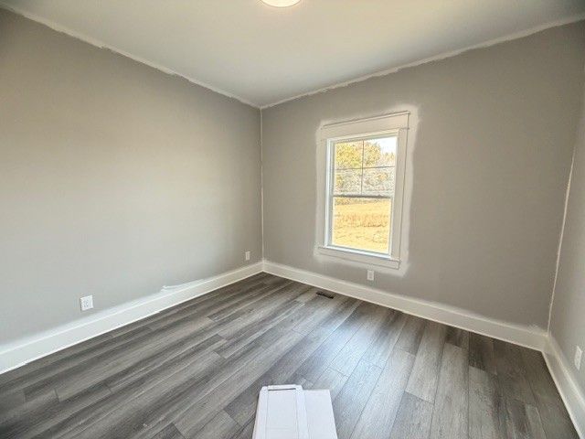 6421 Lynchburg Rd, Winchester, TN 37398