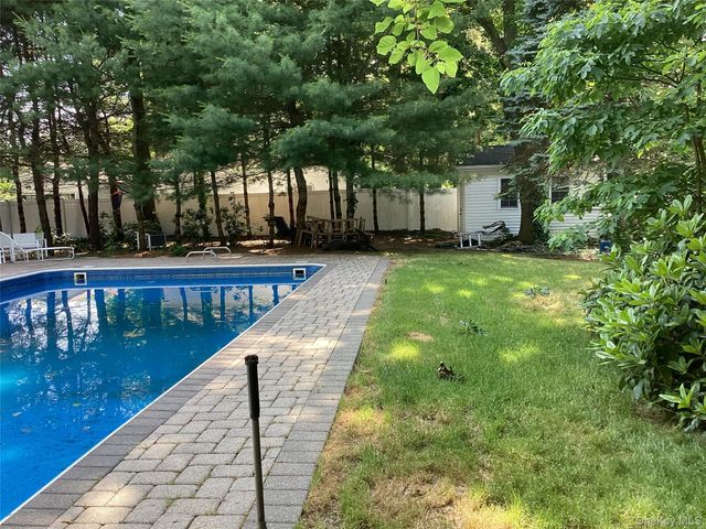 67 Soundview Drive, Port Jefferson, NY 11777