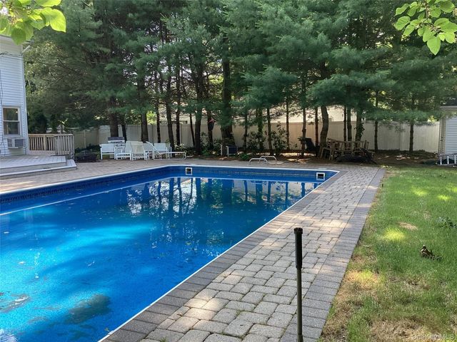 67 Soundview Drive, Port Jefferson, NY 11777
