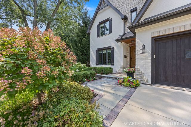 835 S Wright Street, Naperville, IL 60540