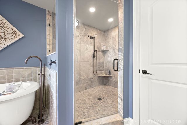 835 S Wright Street, Naperville, IL 60540