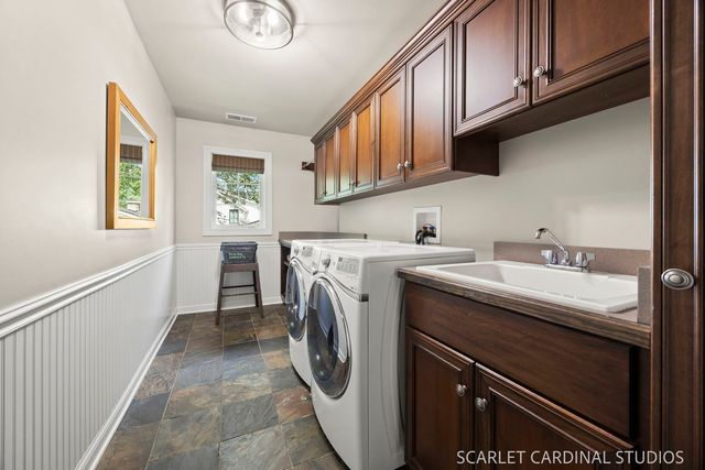835 S Wright Street, Naperville, IL 60540