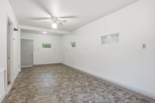 1219 Western Avenue, Cedar Falls, IA 50613