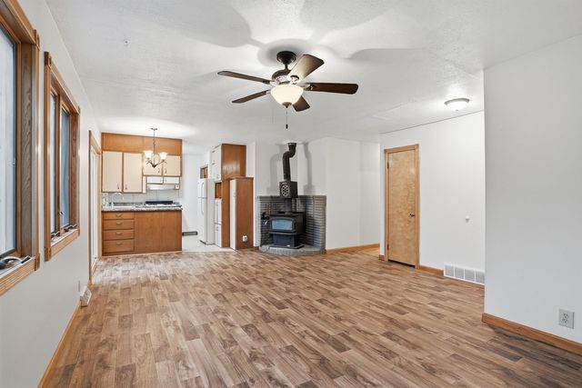 1219 Western Avenue, Cedar Falls, IA 50613