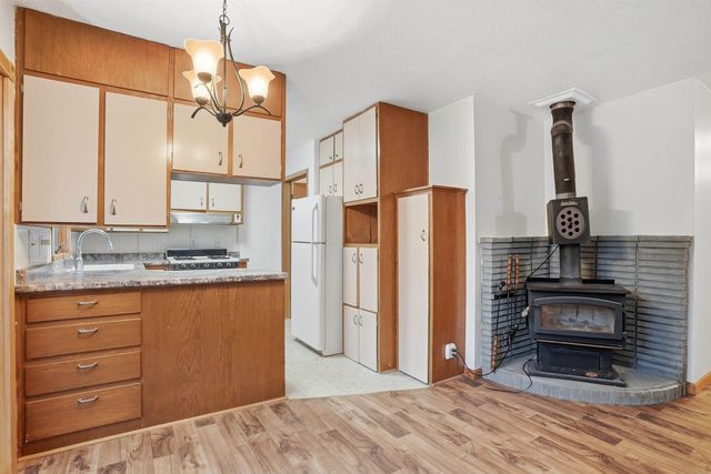 1219 Western Avenue, Cedar Falls, IA 50613
