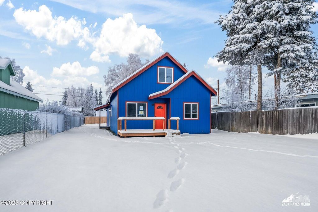 428 N Pine Street, Anchorage, AK 99508