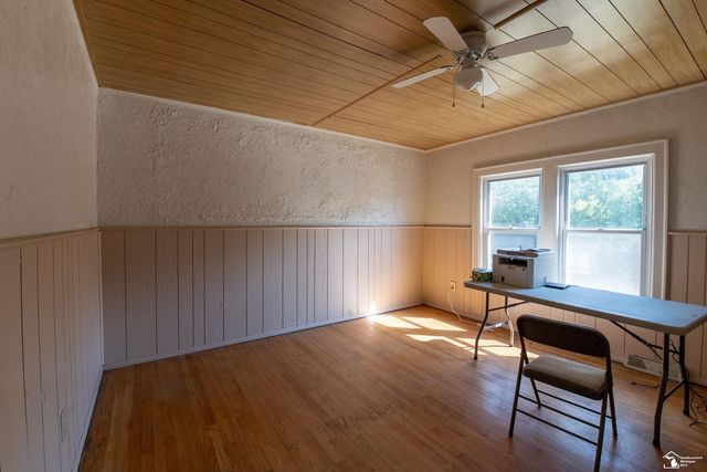 5845 Miller Road, Dearborn, MI 48126