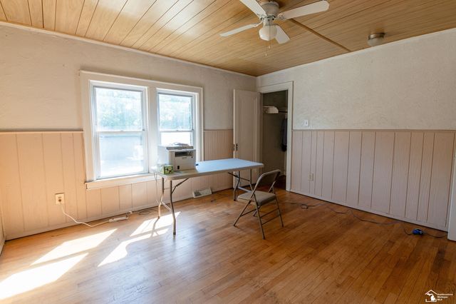 5845 Miller Road, Dearborn, MI 48126