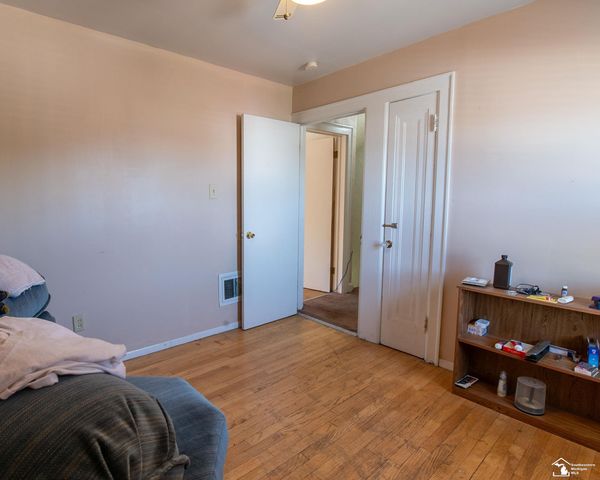 5845 Miller Road, Dearborn, MI 48126